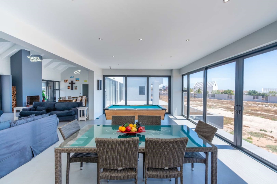 3 Bedroom Property for Sale in Oliphantskop Western Cape